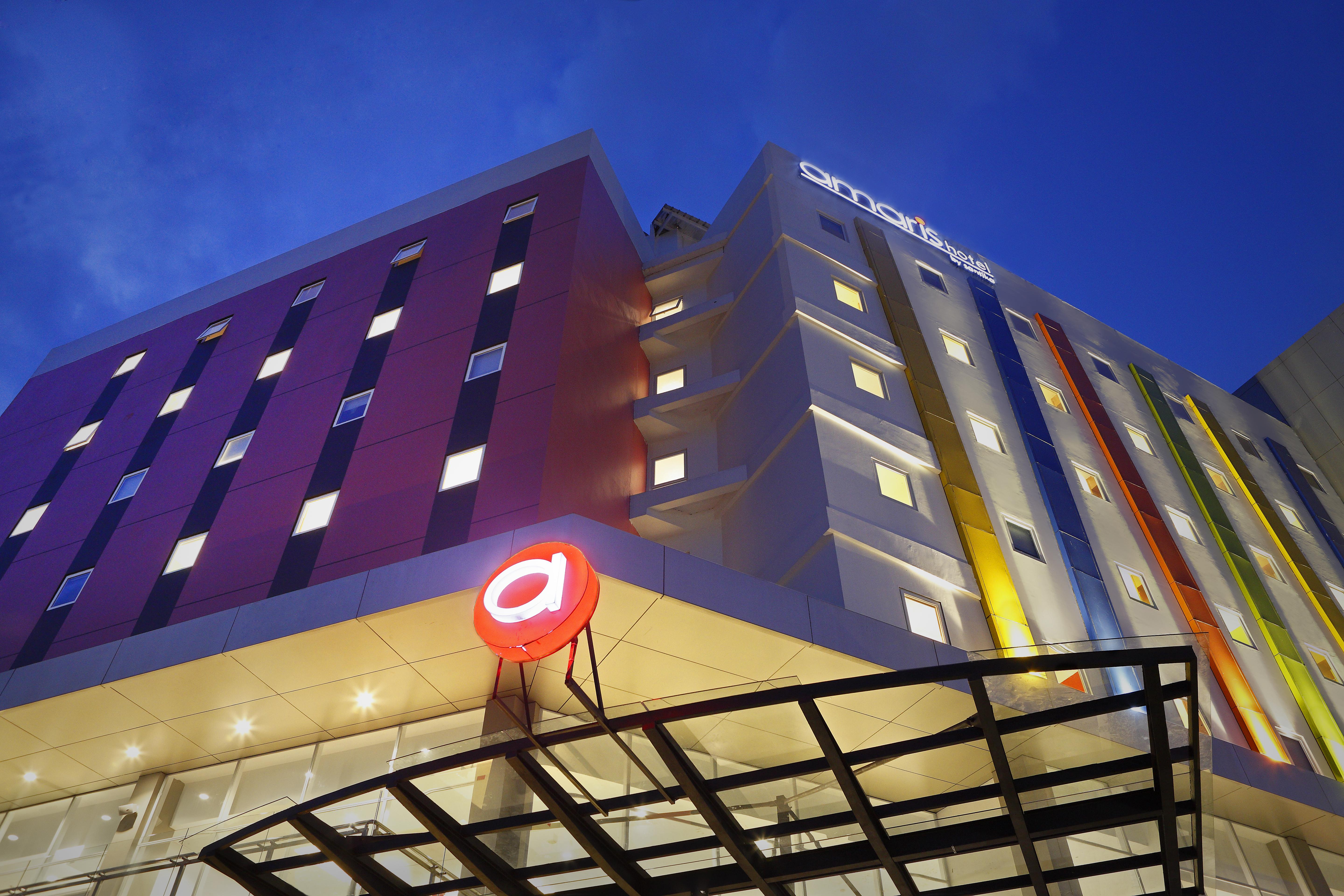 Amaris Hotel Palembang Exterior foto